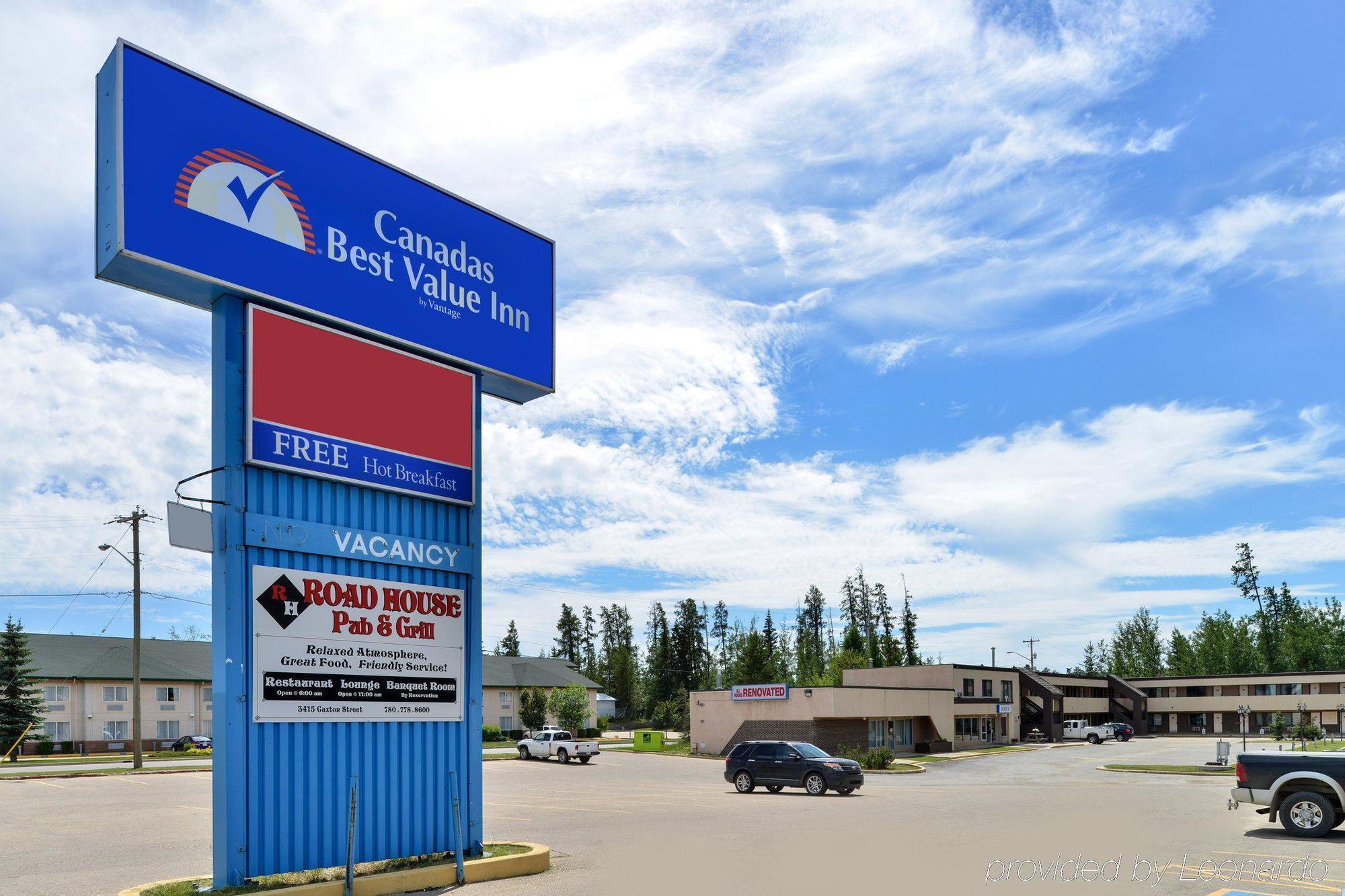 Canadas Best Value Inn Уайткорт Экстерьер фото